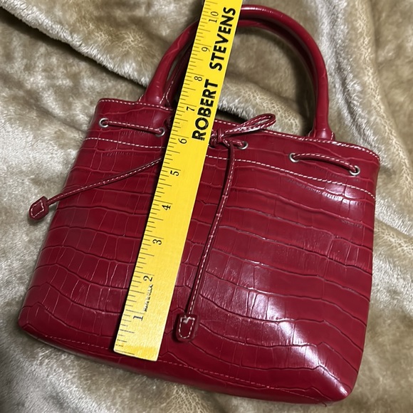Womens Amanda Smith "Ruby Red" Faux Leather Handbag - Picture 14 of 16